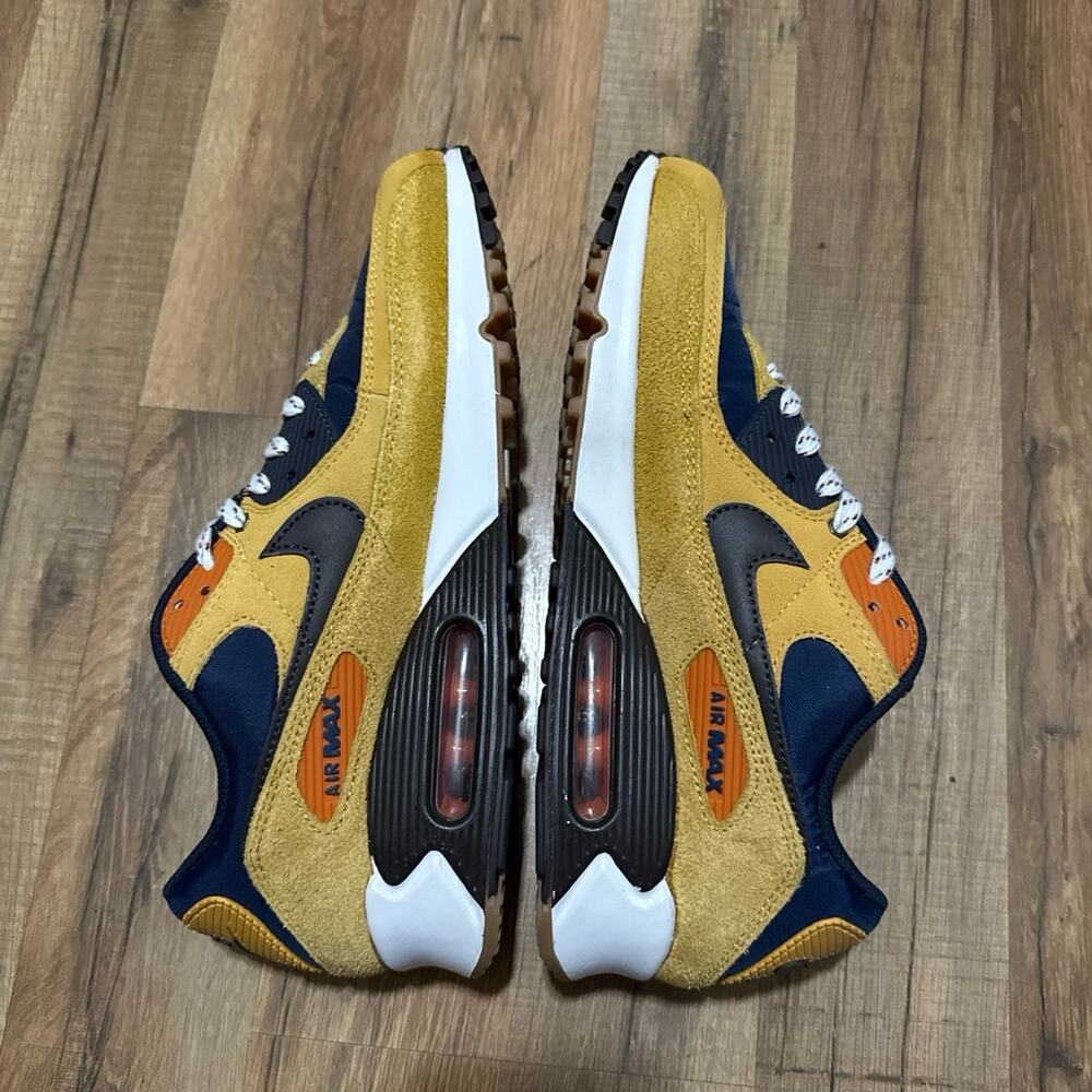 Nike Air Max 90 Bucktan Team Navy DZ5175-200 Size 11.5 - Picture 4 of 9